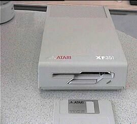 Atari 1440 Disk Drive (Unidad de almacenamiento)