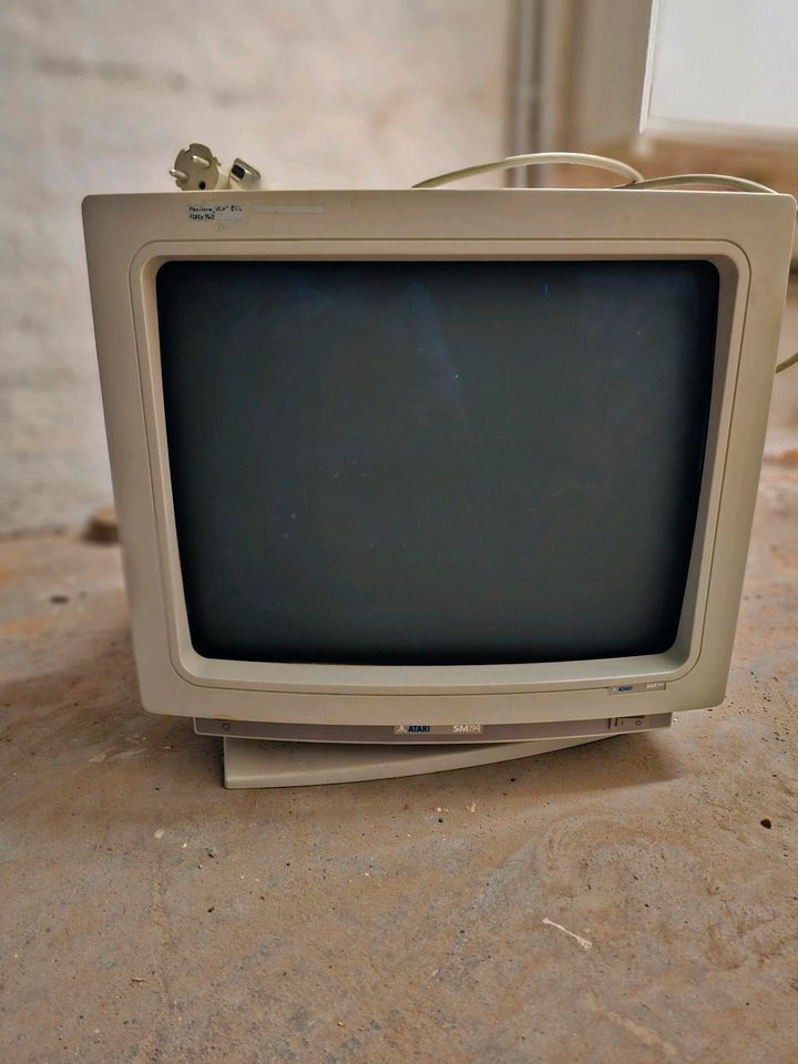 Atari SM194/TTM194 High-Resolution Monitor (Monitor)